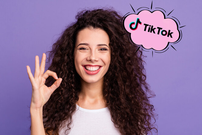 Кудри без&nbsp;плойки: 6 способов из&nbsp;TikTok, которые работают на&nbsp;прямых волосах