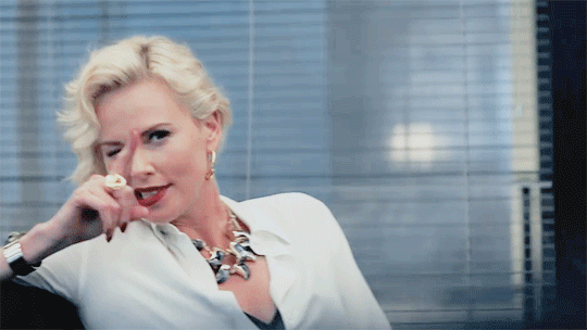 Лайфхак: какие процедуры помогут избавиться от высыпаний на лице