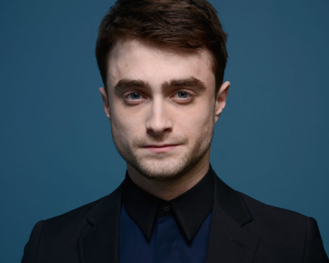 «Люди знают тебя по роли в кино»: Дэниел Рэдклифф рассказал о «Гарри Поттере» и популярности в детстве