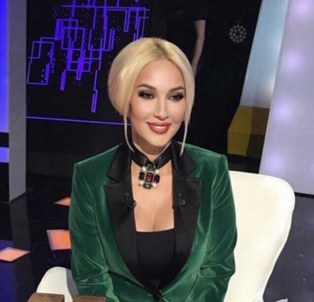 «Моя любимая невестка — красавица»: Лера Кудрявцева показала жену своего сына Жана