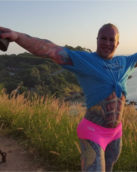 Мускулистый блондин vs фрик в разводе: как менялся Александр Шпак