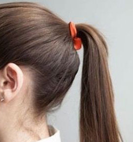 На работу и на свидание: 5 идеальных конских хвостов — пошаговая инструкция