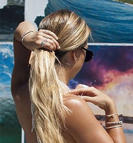 На работу и на свидание: 5 идеальных конских хвостов — пошаговая инструкция