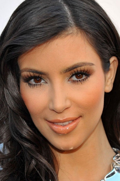 Не совершай их! 6 главных ошибок в макияже, которые придают возраста