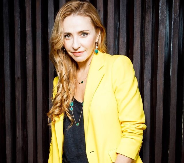 Очень красивая: показываем, как сейчас выглядит старшая дочь Татьяны Навки