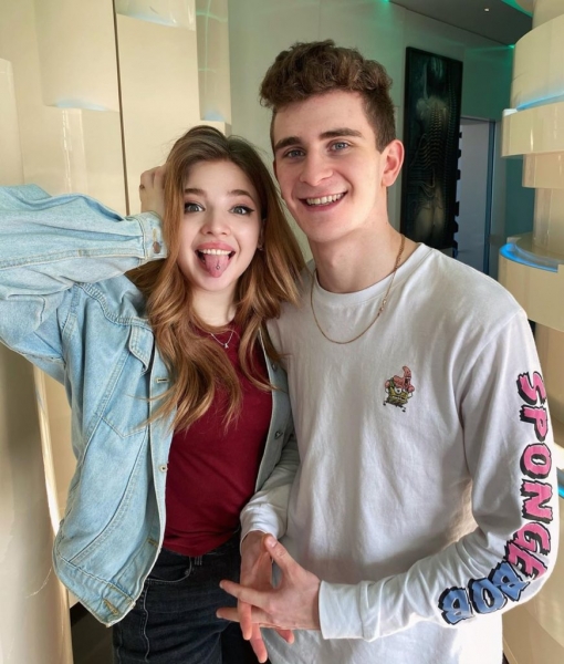 «Отношений сейчас нет»: звезда TikTok Артур Бабич о переезде в Москву из деревни, личной жизни и популярности