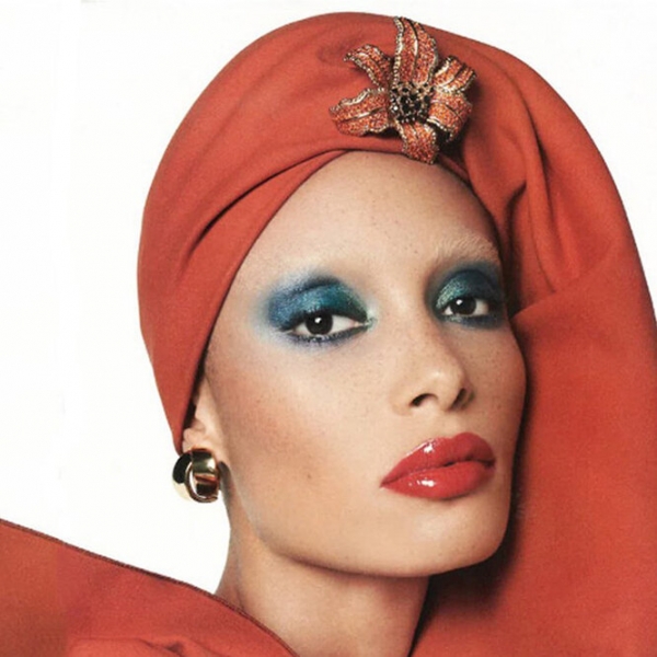 Подпишись и повторяй: любимые стилисты и визажисты звезд в Instagram