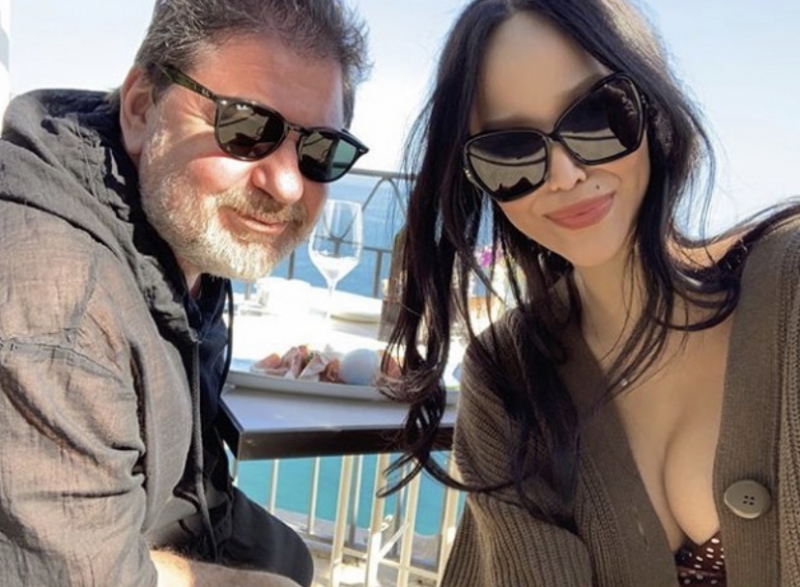 Похвасталась грудью: супруга Александра Цекало поделилась откровенным снимком 