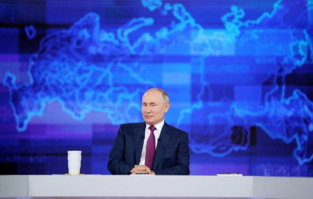 Прямая линия с Владимиром Путиным: собрали самое интересное