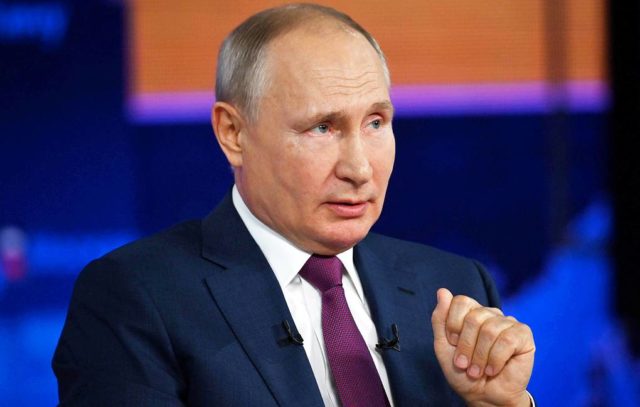 Прямая линия с Владимиром Путиным: собрали самое интересное