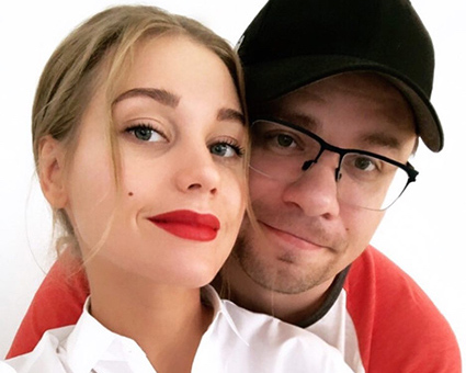 «Просто разводимся и все»: Гарик Харламов прокомментировал новость о фейковом разводе с Кристиной Асмус