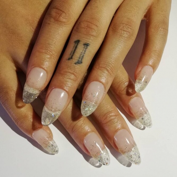 Розовое золото в&nbsp;тренде: 21 идея &laquo;драгоценного&raquo; маникюра