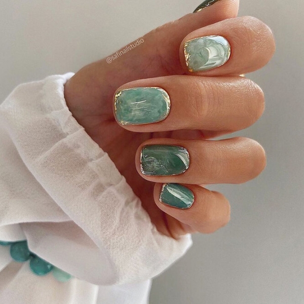 Самый модный маникюр лета: 15 сочных идей для любой длины ногтей