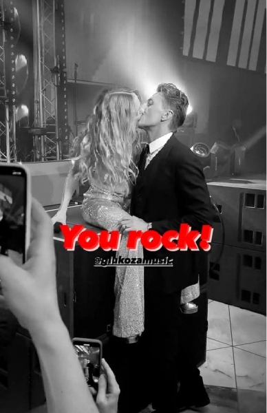 Скандал с режиссером, выступление дочери и звездные гости: как Глюкоза отметила 35-летие 