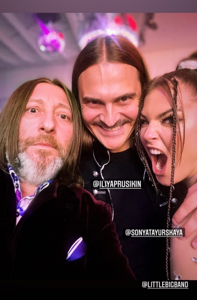 Скандал с режиссером, выступление дочери и звездные гости: как Глюкоза отметила 35-летие 