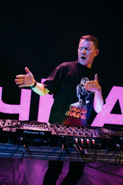 Свежее звучание: Хабиб и Dj Smash поменялись хитами «Ягода-малинка» и «Беги»