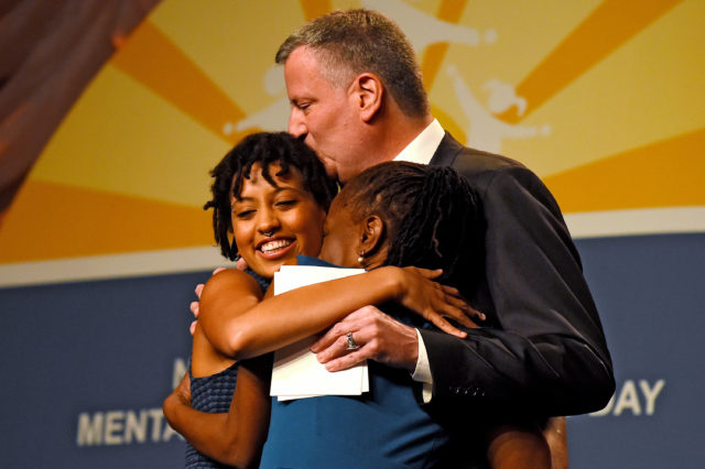 В Сеть слили голые фото дочери мэра Нью-Йорка