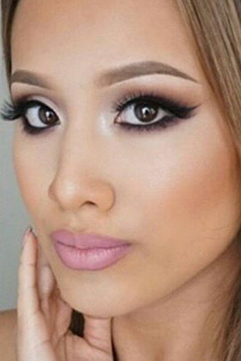 Великий обман: 17 невероятных фото до и после макияжа