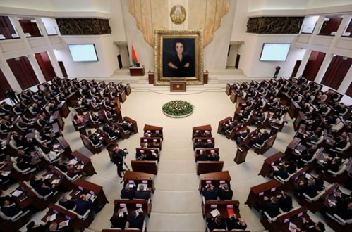 Верните &laquo;Еву&raquo;: произведение искусства стало символом протеста. Рассказываем о флешмобе #евалюция 