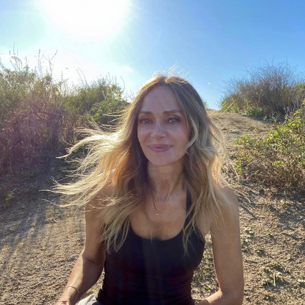 Вспомнить все: показываем, как сейчас выглядит Лиза из сериала «Чудеса науки»