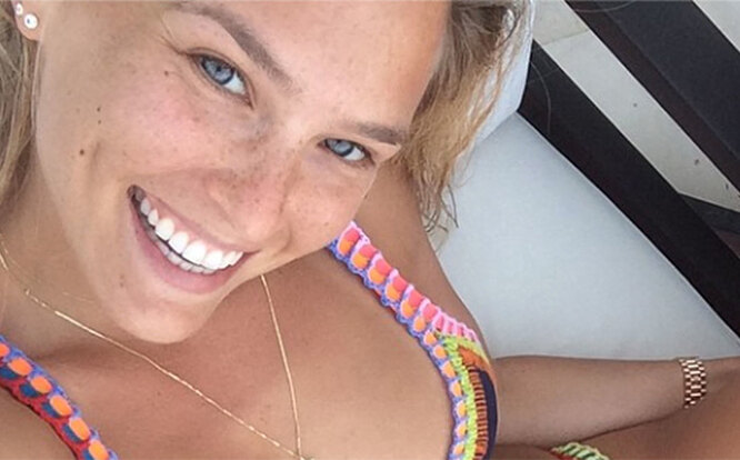 Зачем им макияж? Звезды, которые потрясающе выглядят с «голым» лицом