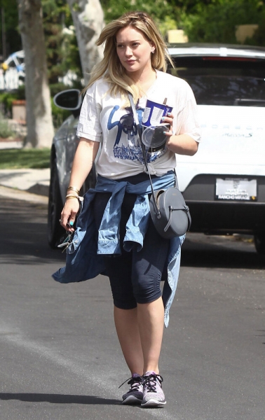 Зачем им макияж? Звезды, которые потрясающе выглядят с «голым» лицом