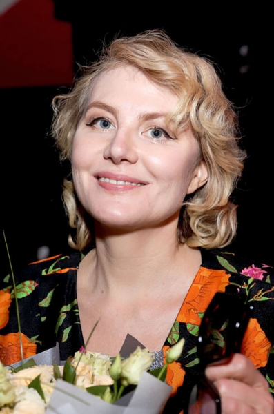 Загар? Не слышали. Звезды, сделавшие бледную кожу визитной карточкой