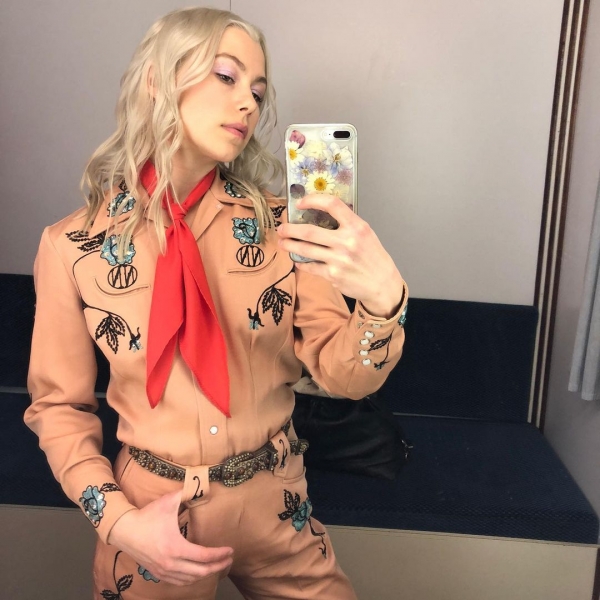 Звезда сериала «Нормальные люди» Пол Мескал подтвердил роман с инди-рок-певицей