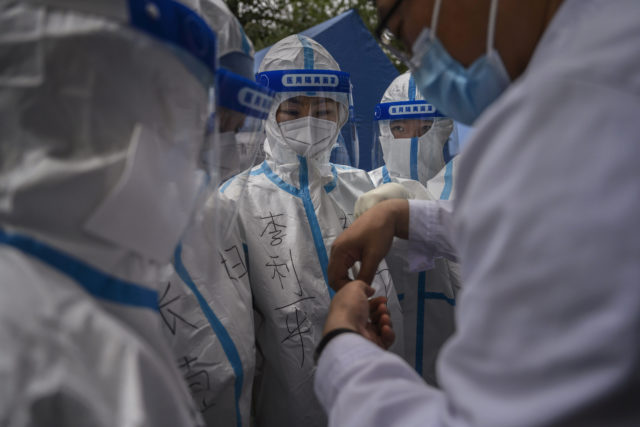 19 июля и коронавирус: больше 14 миллионов заболевших, число летальных исходов перевалило за 600 тысяч, ученые Северной Кореи разработали собственную вакцину