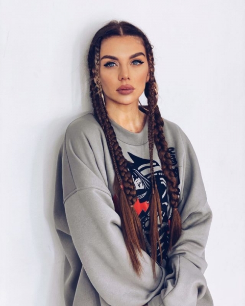 Альбина Джанабаева закрывает комментарии, а Анна Седокова воюет с Telegram: что происходит после заявлений Ирины Меладзе о домогательствах