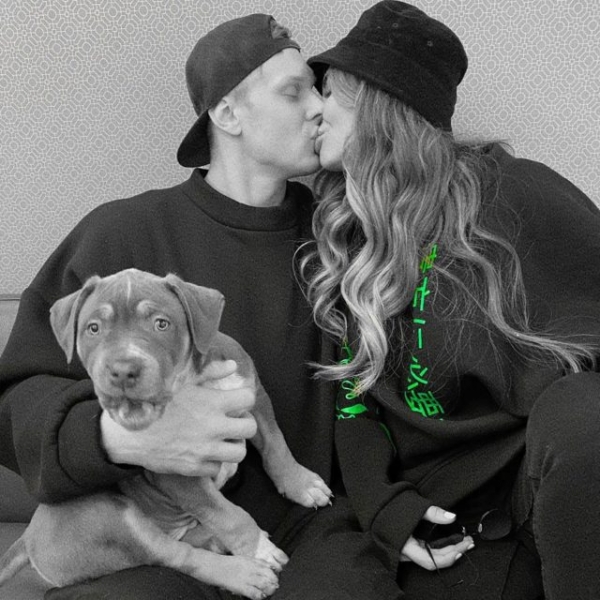 «Ещё не раз смогут выкрикнуть «опять беременна»»: Анна Седокова рассказала об отношениях с Янисом Тиммой