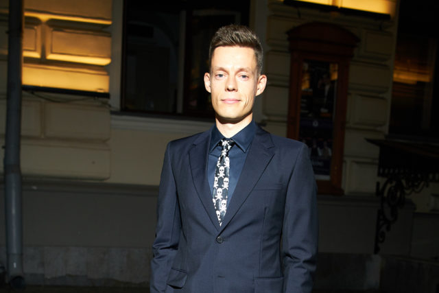 Юрий Дудь явился на заседание по делу о пропаганде запрещенных веществ: что решил суд?