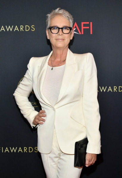 «Мы с гордостью наблюдали, как наш сын стал дочерью»: Джейми Ли Кертес призналась, что ее ребёнок трансгендер