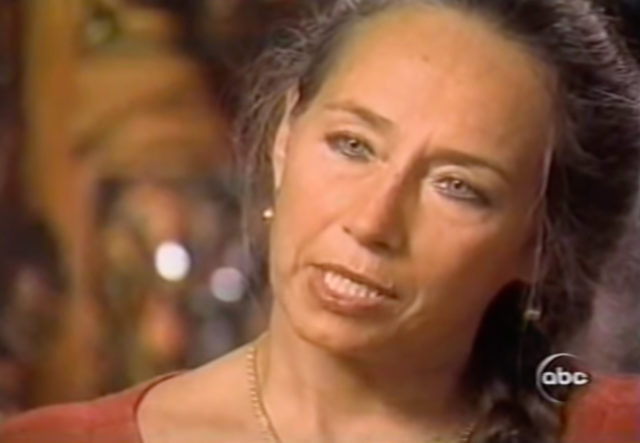 Новые подробности скандального усыновления сына Анджелины Джоли: друг семьи рассказал правду 