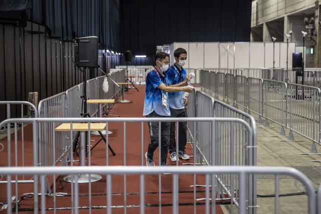 Олимпиада в Токио под угрозой? В олимпийской деревне выявлен 81 случай заражения Covid-19