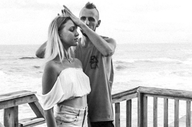 «Он ни разу перед нами не извинился»: родители погибшей Насти Тропицель о дочери, ее бойфренде и хайпе