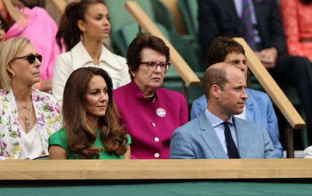Самоизоляции конец: Кейт Миддлтон вместе с принцем Уильямом приехали на финал Уимблдона