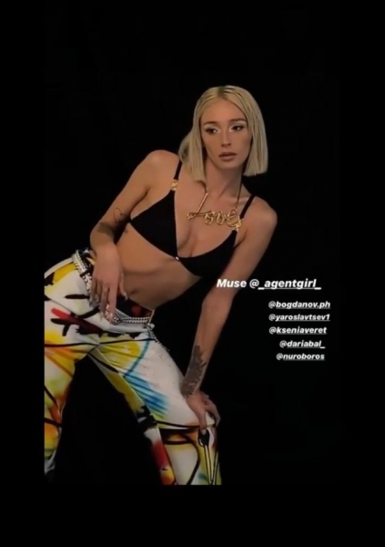 &laquo;Силиконовые нравятся, а жирные нет&raquo;: Настя Ивлеева ответила хейтерам на критику своей груди 