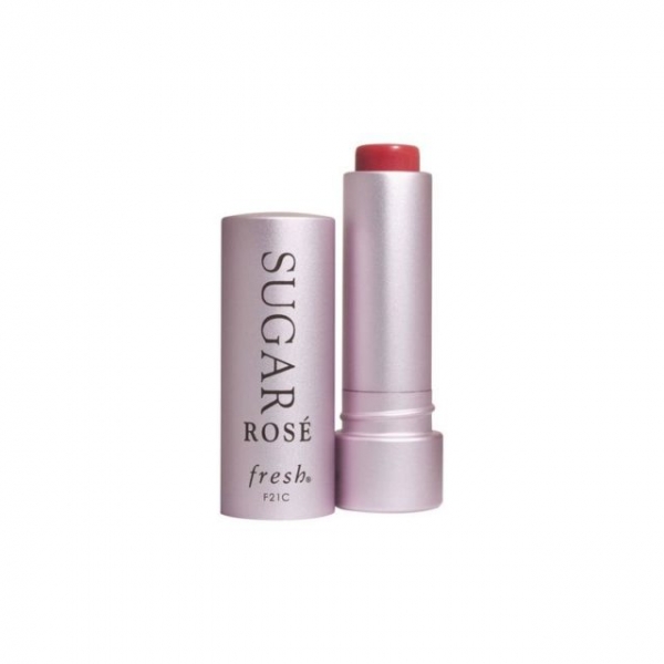 Ее величество скромность: топ-5 любимых (и недорогих!) средств Меган Маркл