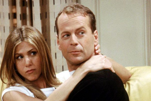 Эллен Дедженерес в роли Фиби и рекордные зарплаты: 15 интересных фактов о сериале «Друзья»