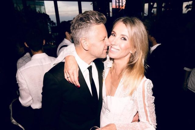 И в горе, и в радости: звезды, которые сыграли свадьбу в 2020 году