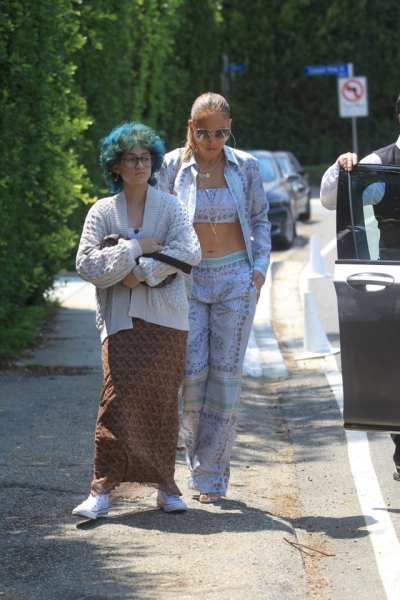 Мачеха года: что Джей Ло подарила дочерям Бена Аффлека? 