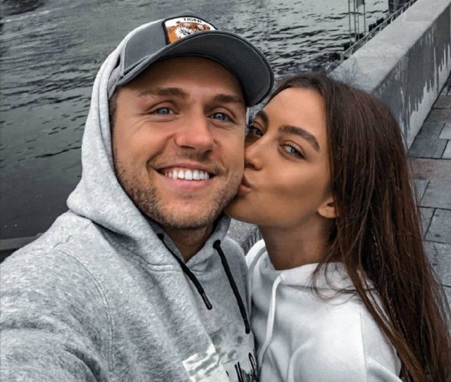 «Мне пришлось принять выжидающую позицию»: Влад Соколовский о возвращении к бывшей и общении с Ритой Дакотой