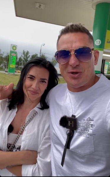 На фоне развода с Бородиной: Курбан Омаров провел время с бывшей женой, которая как две капли воды похожа на телеведущую