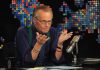 «Ни одному родителю не следует хоронить ребенка»: Ларри Кинг рассказал о потере детей