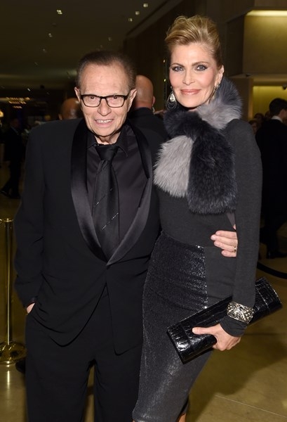 «Ни одному родителю не следует хоронить ребенка»: Ларри Кинг рассказал о потере детей