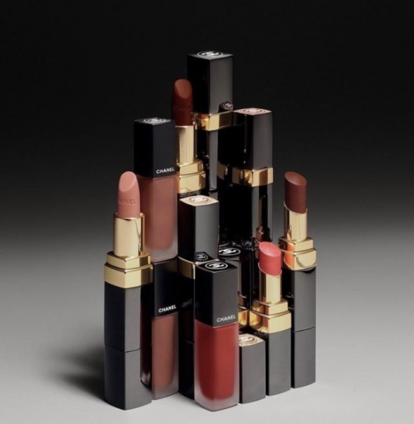 Новый розовый: Chanel представили осенне-зимнюю линейку декоративной косметики