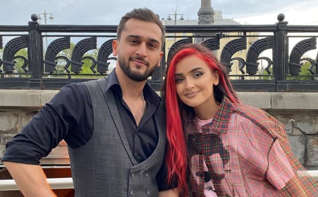 После Егора Крида: рассказываем, почему Jony заблокировал Дину Саеву в Instagram