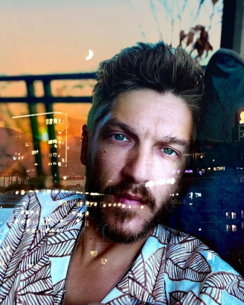 После громкого развода: звезда «Семейки Аддамс» Кристина Риччи ждет второго ребенка