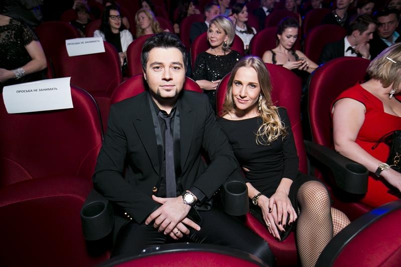 Редкость: Алексей Чумаков ответил на вопросы о дочери и отношениях с Юлией Ковальчук